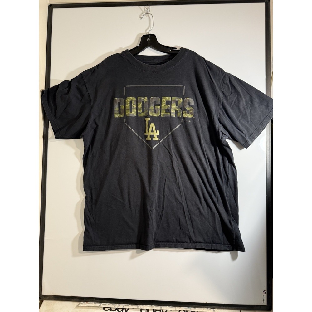 Fanatics Black LA Dodgers Men's T-shirt With Camo Print Logo Size 2XL
